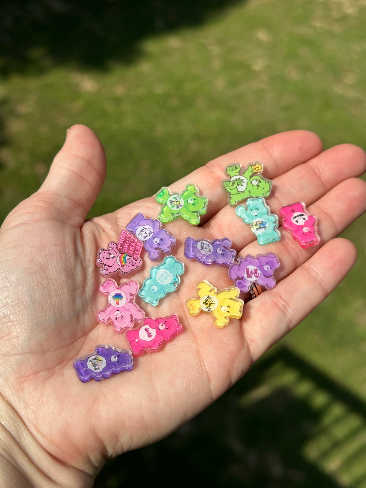 2cm Acrylics 25 Pieces